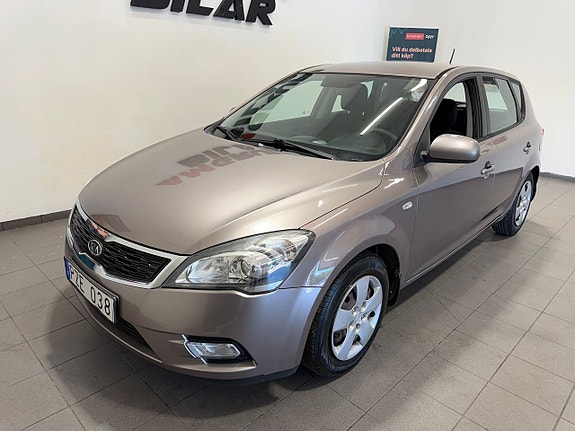 Kia Ceed 9 of 16