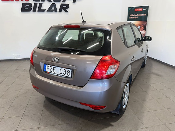 Kia Ceed 12 of 16