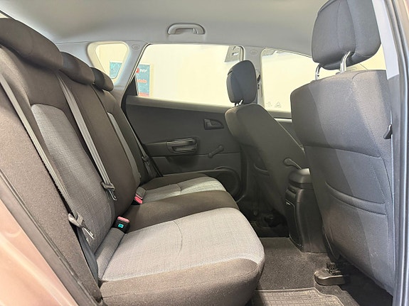 Kia Ceed 16 of 16