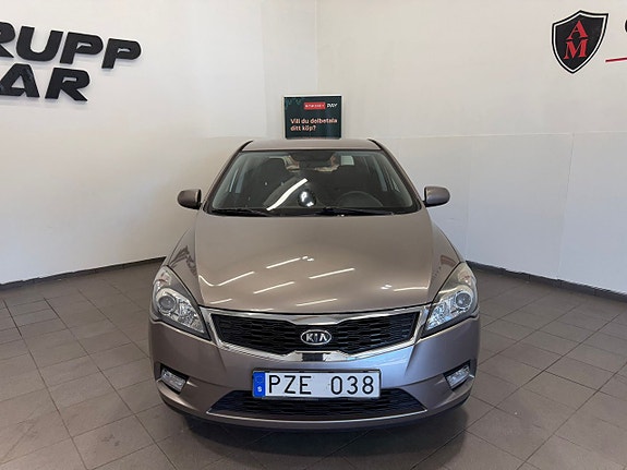 Kia Ceed 6 of 16