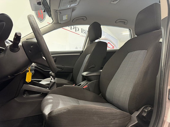 Kia Ceed 13 of 16