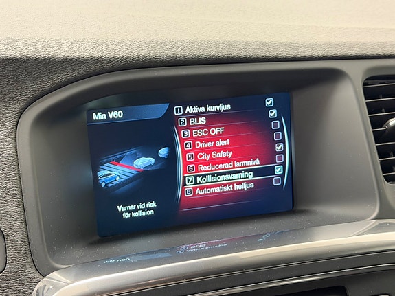 Volvo V60 Cross Country 17 of 27