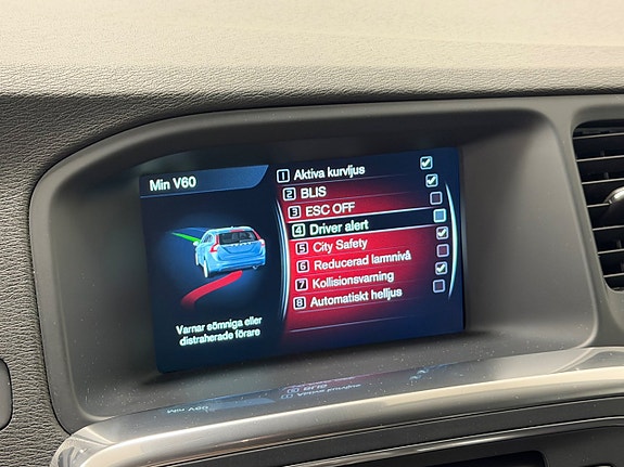 Volvo V60 Cross Country 18 of 27