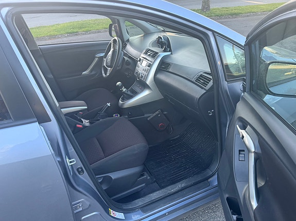 Toyota Verso 5 of 5