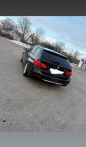 BMW 320d 2 of 3