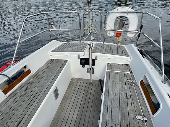 Athena 34, nr 38 1983, ny motor 2004, HÖSTPRIS 24 of 30