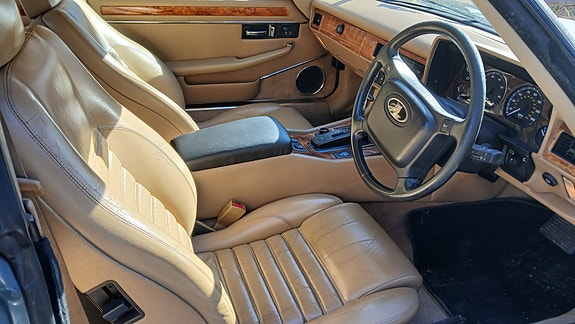 Jaguar XJS 9 of 13