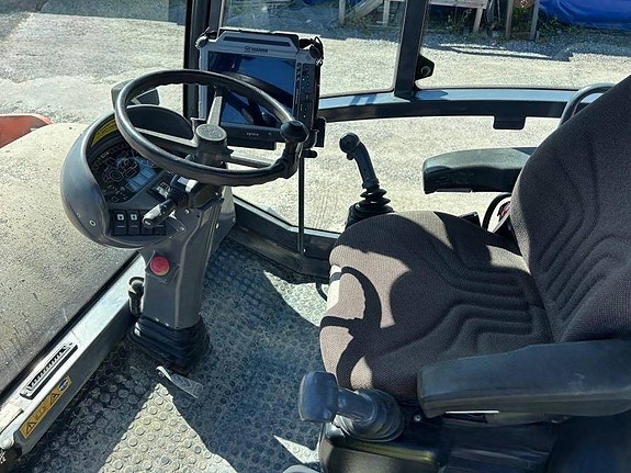 Hamm H13i X 5 of 10