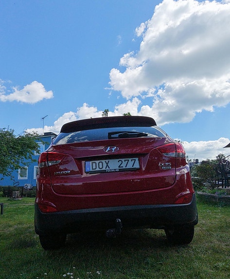 Hyundai ix35 2 of 8