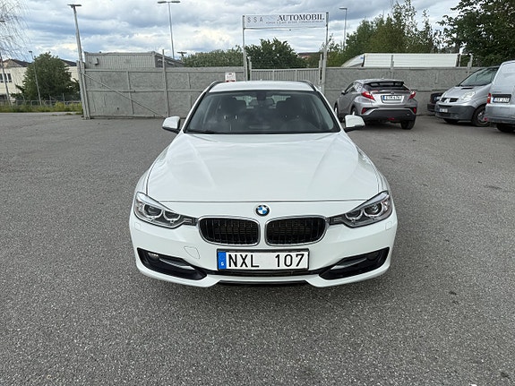 BMW 318d 2 of 13