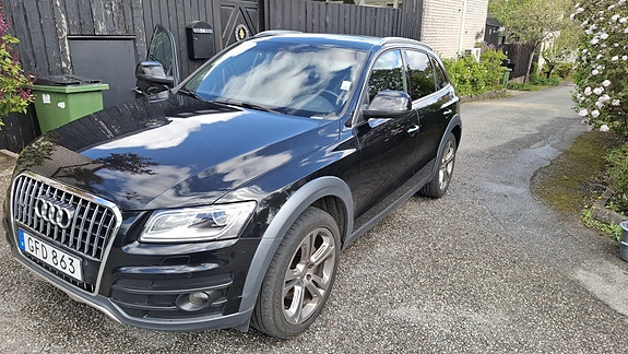 Audi Q5 2 of 5