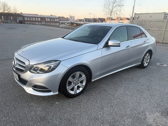 Mercedes-Benz E200