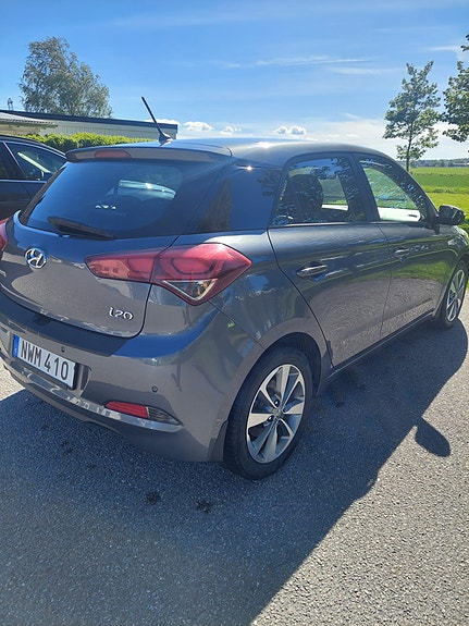 Hyundai i20 4 of 5