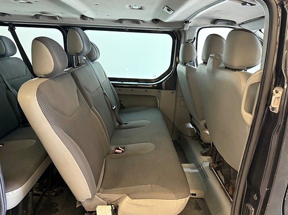 Opel Vivaro 7 of 10