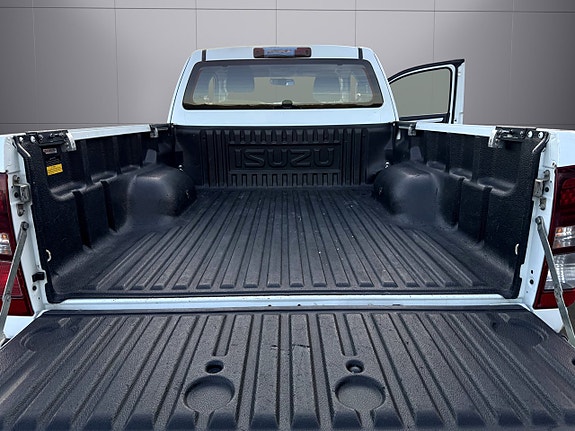 Isuzu D-max 14 of 17