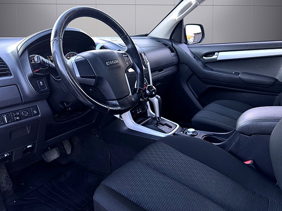 Isuzu D-max 11 of 17
