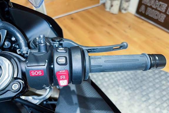 BMW S 1000 RR |HÖSTKAMPANJ|SPARA 18.395:-|Race package| 11 of 11