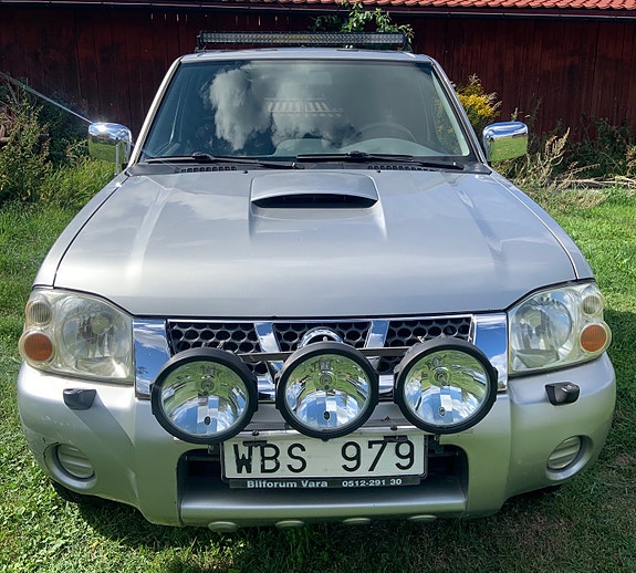 Nissan King Cab 6 of 8