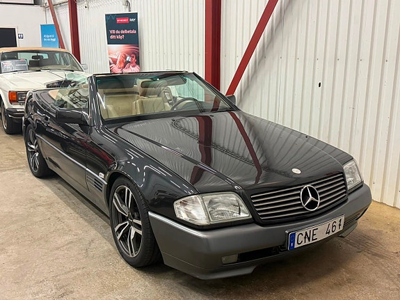 Mercedes-Benz SL300