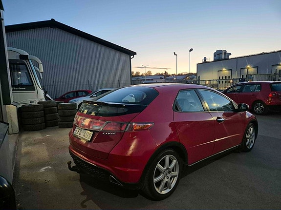 Honda Civic 9 of 13