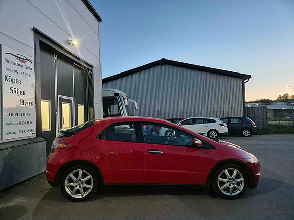 Honda Civic 3 of 5