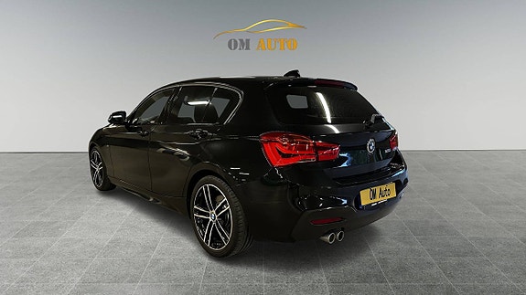 BMW 120i 6 of 13