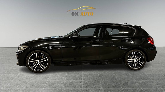 BMW 120i 2 of 13