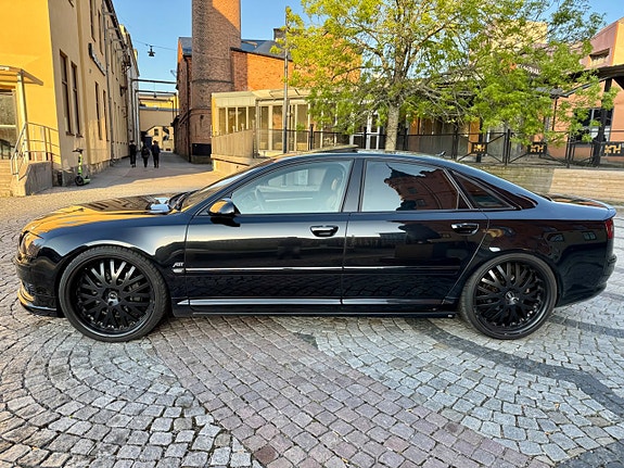 Audi A8 3 of 5