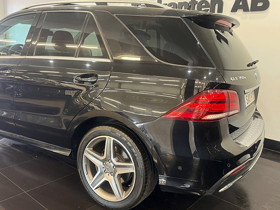 Mercedes-Benz GLE350 d 5 of 5