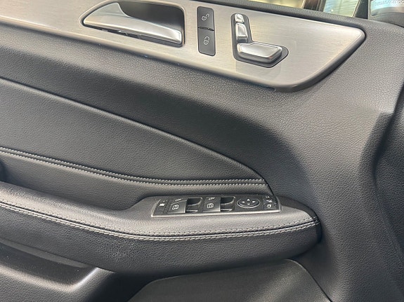 Mercedes-Benz GLE350 d 12 of 15