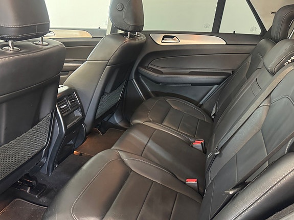 Mercedes-Benz GLE350 d 7 of 15