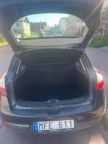 Renault Megane III 4 of 5