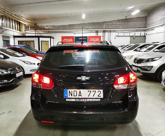 Chevrolet Cruze 6 of 18