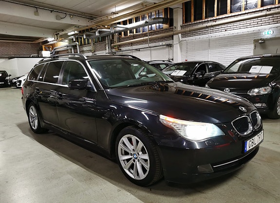 BMW 520d 2 of 5