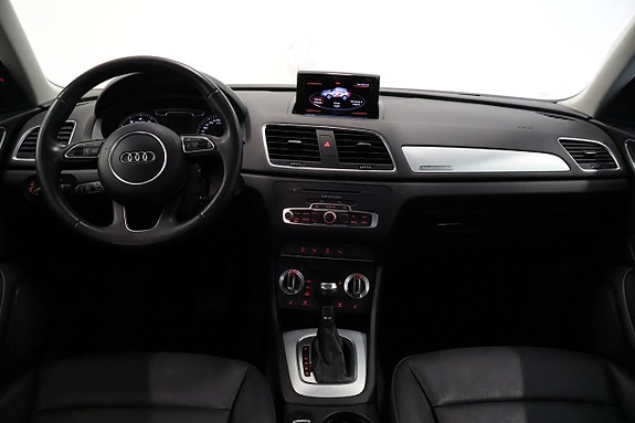 Audi Q3 16 of 30