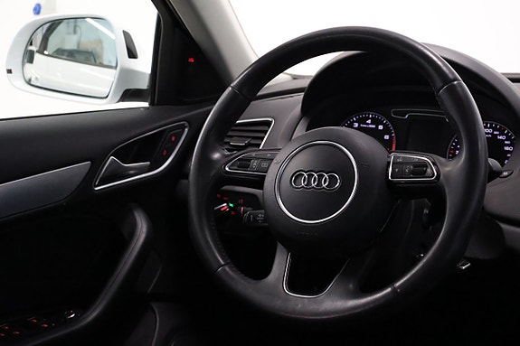 Audi Q3 14 of 30