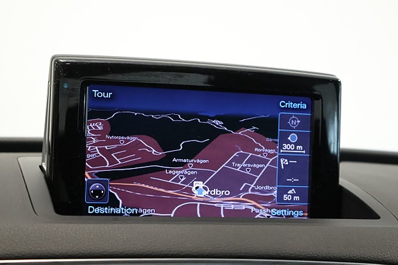 Audi Q3 19 of 30
