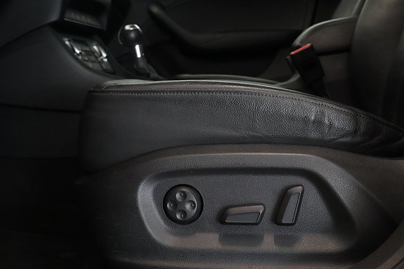 Audi Q3 10 of 30