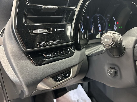 Lexus RX450h+ 15 of 25