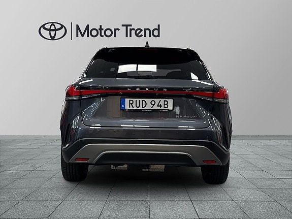 Lexus RX450h+ 4 of 25