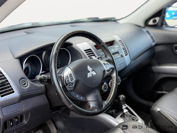 Mitsubishi Outlander 10 of 20