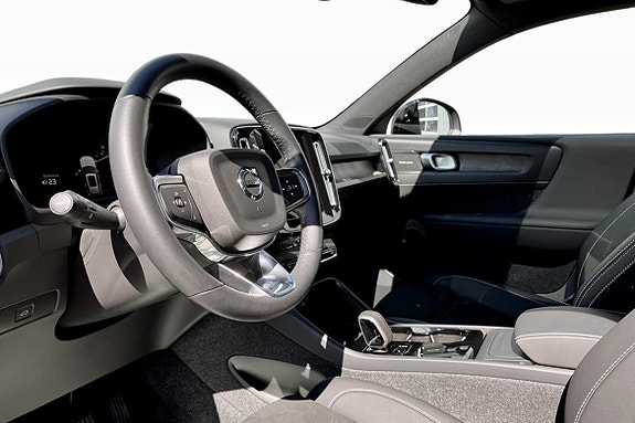 Volvo EX40 5 of 5