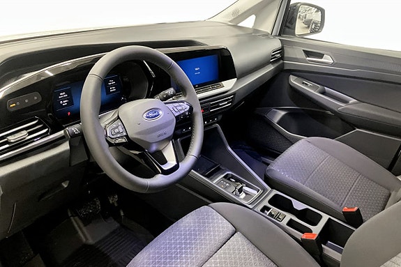Ford Transit Connect 4 of 5