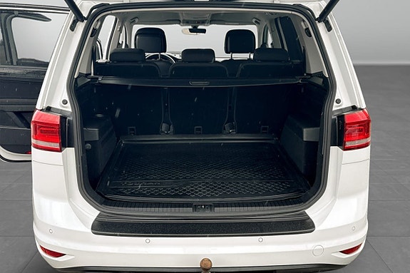 Volkswagen Touran 12 of 13