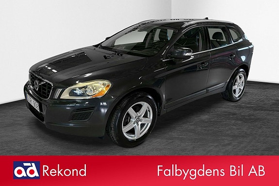 Volvo XC60 2 of 10