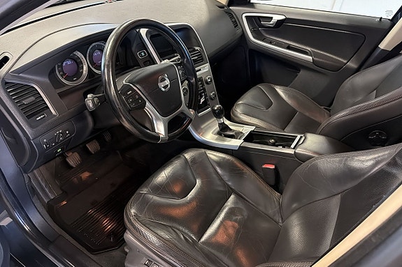 Volvo XC60 8 of 10