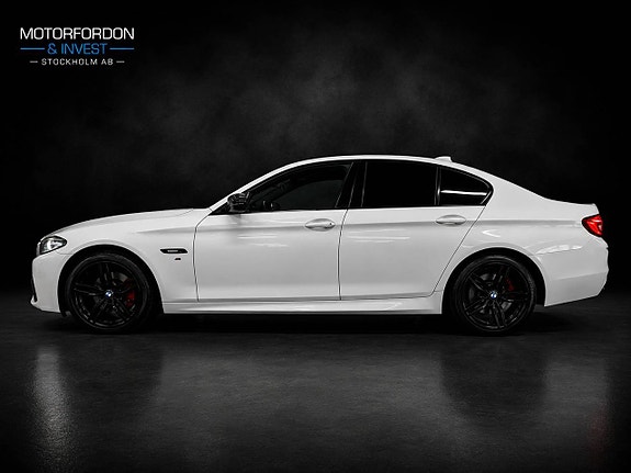BMW 520d 2 of 5