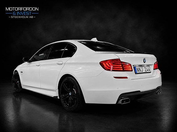 BMW 520d 4 of 5