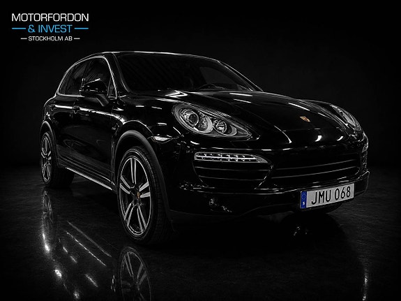 Porsche Cayenne 9 of 14