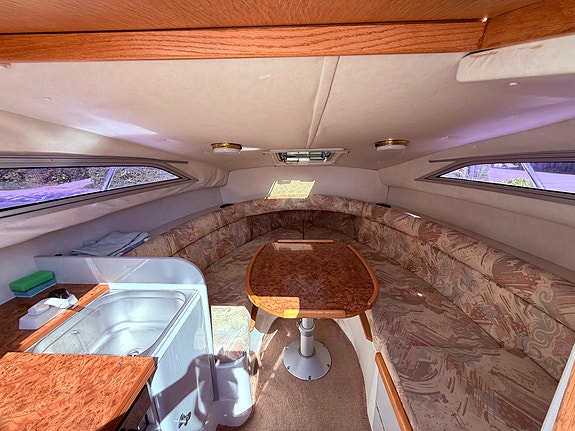 Sealine 210 Senator – Volvo Penta V6 DuoProp – nyservad och provkörningsklar 27 of 30